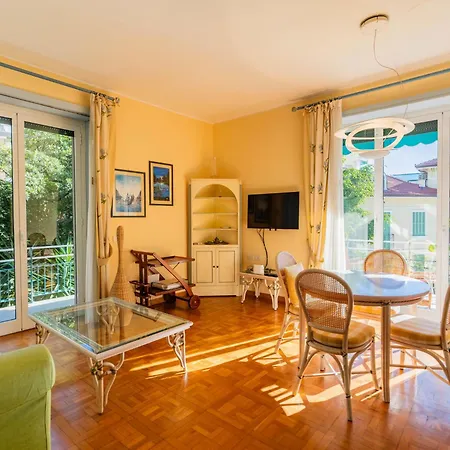 Sunshine Dreams By Interhome Διαμέρισμα Σαν Ρέμο