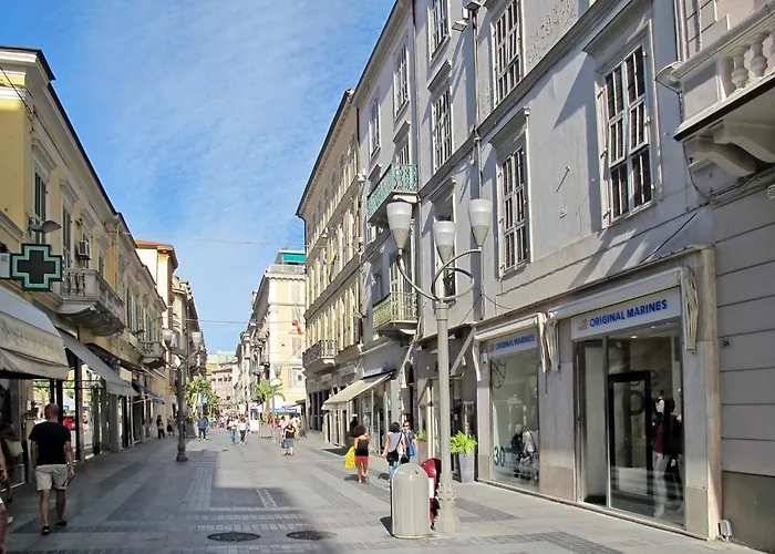 Sunshine Dreams By Interhome Apartamento *